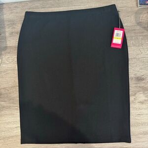 Vince Camuto Black Pencil Skirt - Medium - NWT